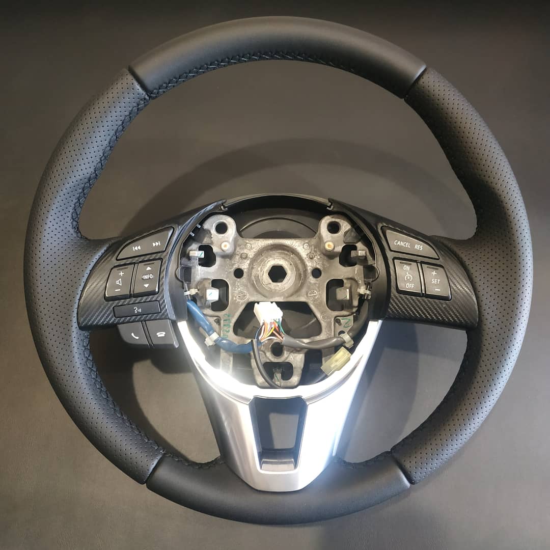 Кермо - Руль Mazda 2 DJ, 3 BM, CX3, CX5